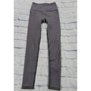 Fabletics Ribbed High Waisted Leggings Womens XS Grey Lavender Seamless